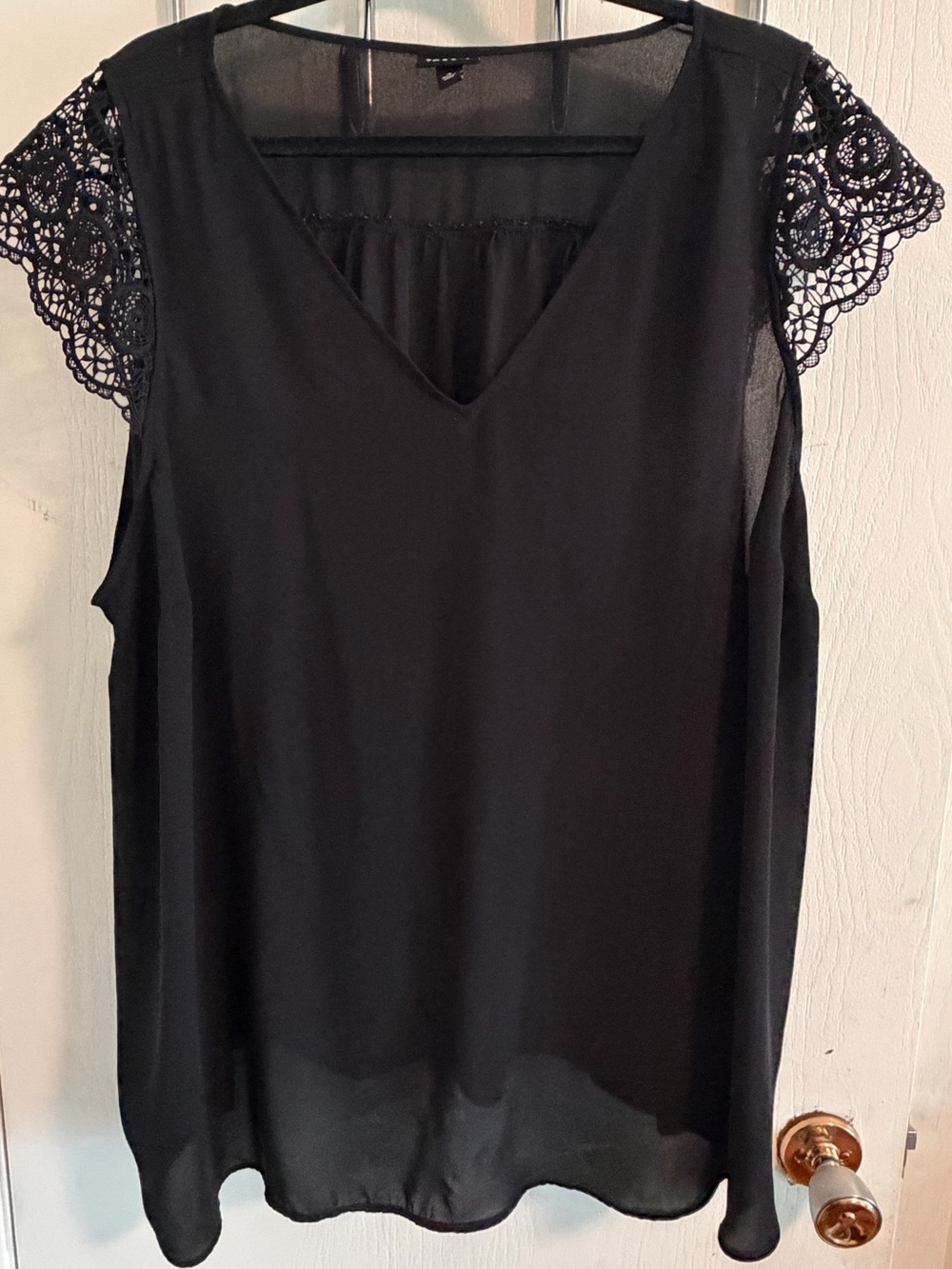 Torrid Black Lace Cap-Sleeve V-Neck Women's Top